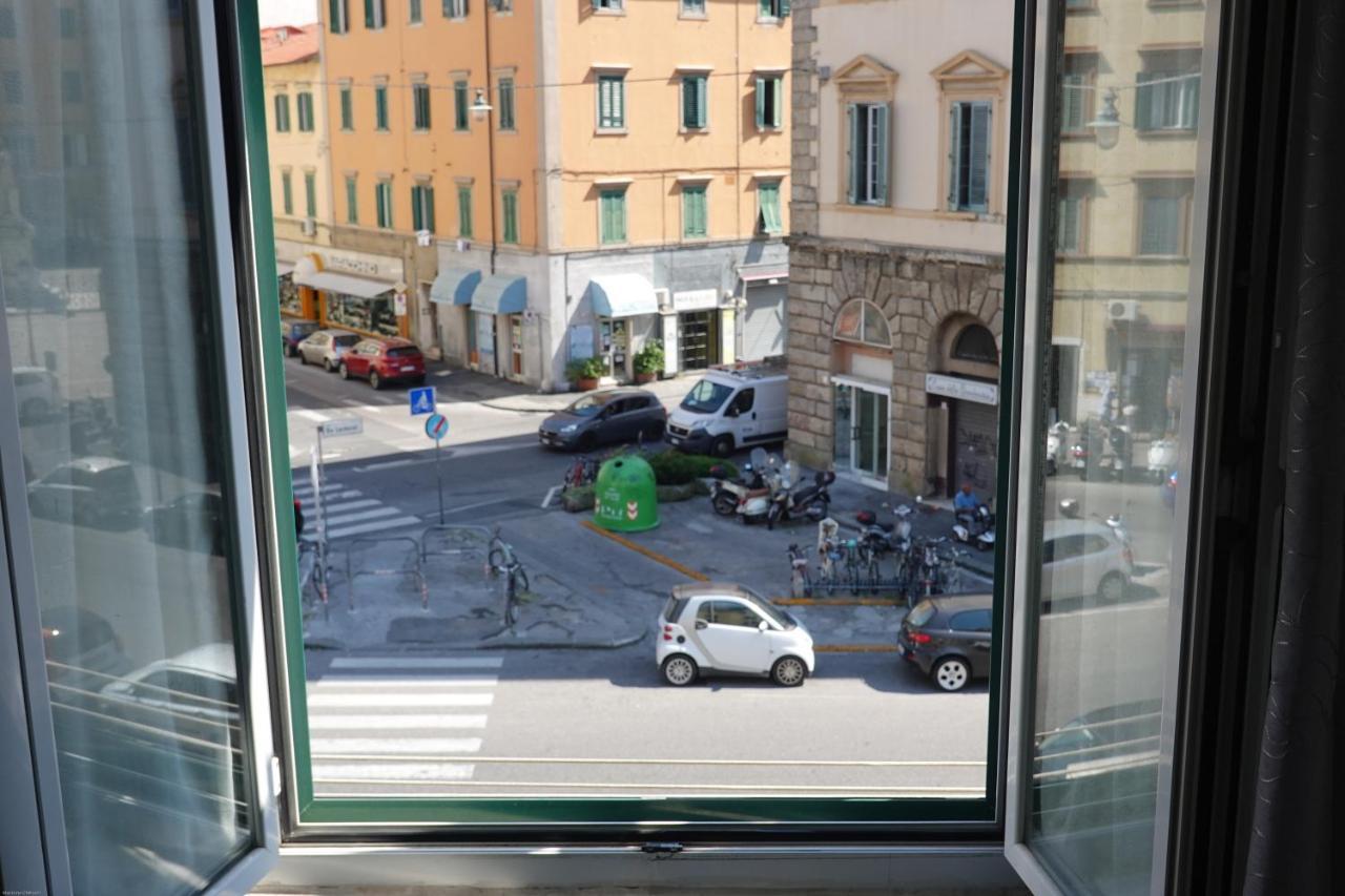 Casa Mille Baci Con Parcheggio Apartment Livorno Bagian luar foto