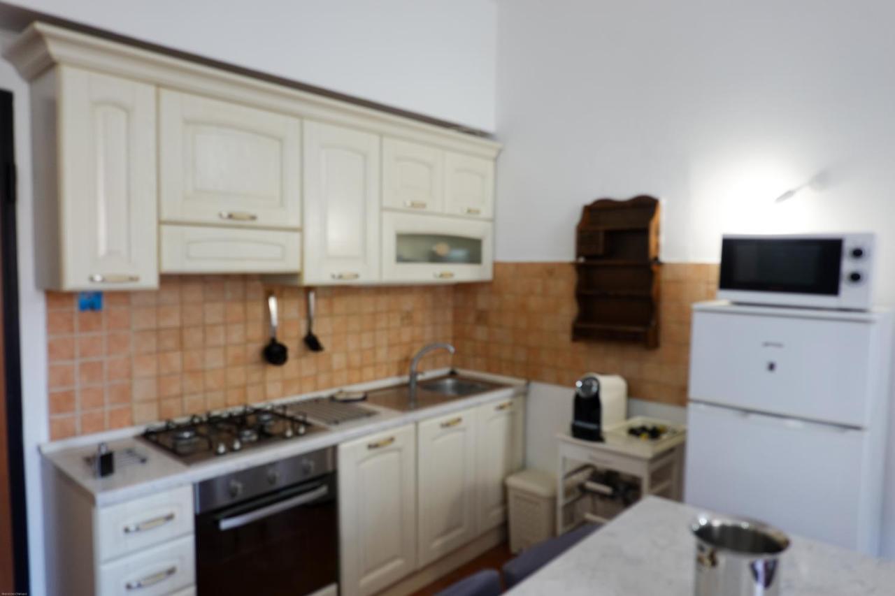 Casa Mille Baci Con Parcheggio Apartment Livorno Bagian luar foto