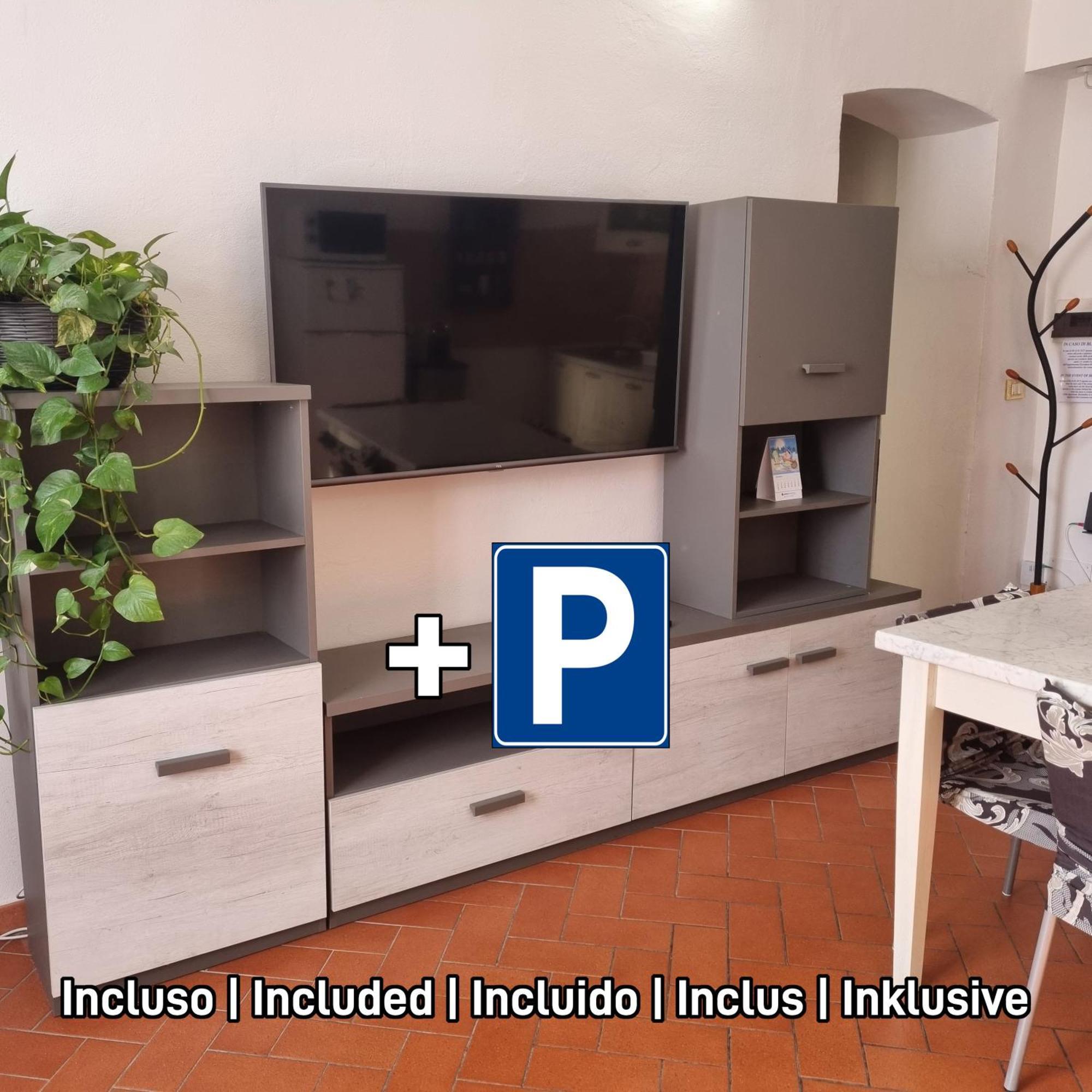 Casa Mille Baci Con Parcheggio Apartment Livorno Bagian luar foto